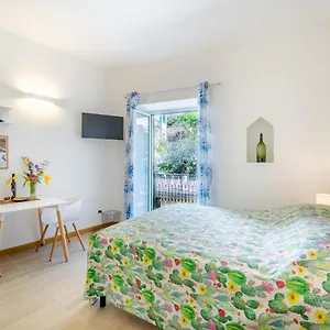 https://ca-de-gianchi.hotelitalianriviera.com
